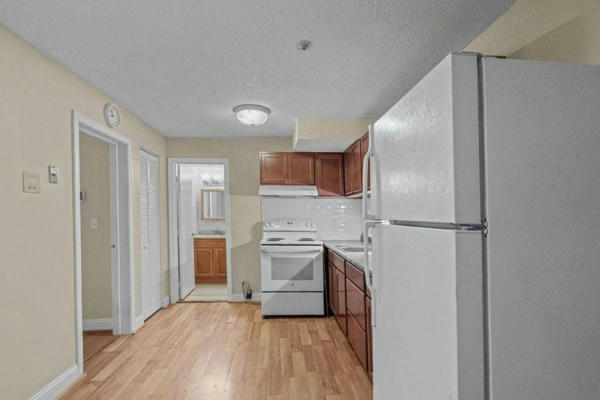 1190 CHARLES ST APT 12, NORTH PROVIDENCE, RI 02904, photo 3 of 22