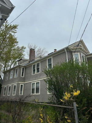 3 YOUNG AVE, PROVIDENCE, RI 02908, photo 4 of 40