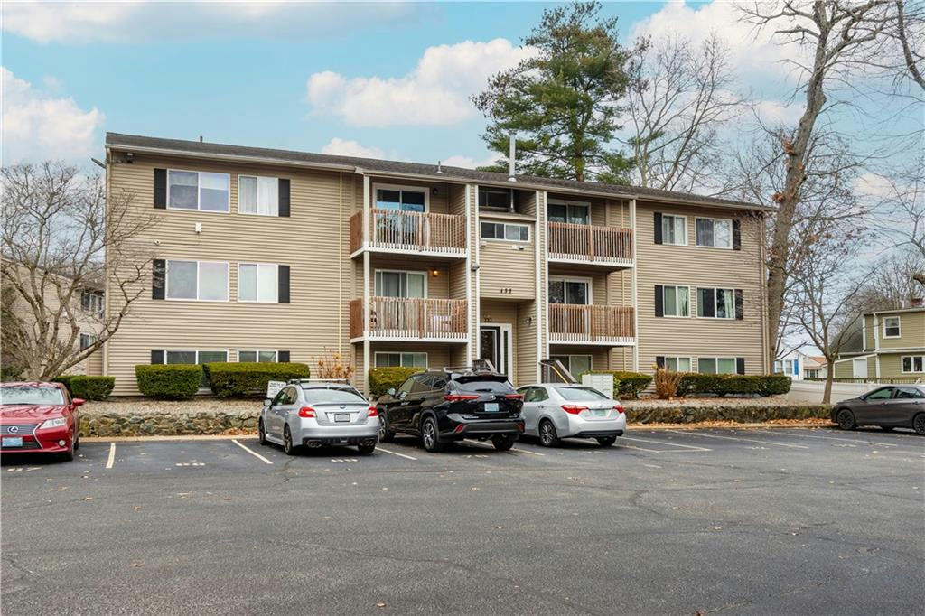 133 FORDSON AVE APT 1, CRANSTON, RI 02910, photo 1 of 26