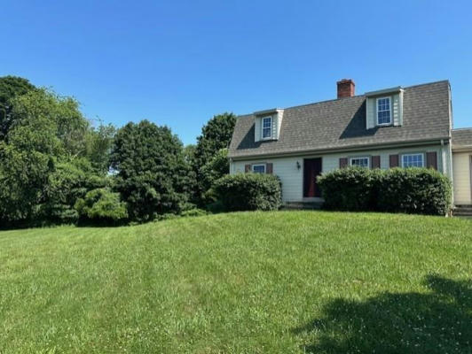 32 ARROWHEAD DR, TIVERTON, RI 02878, photo 2 of 3